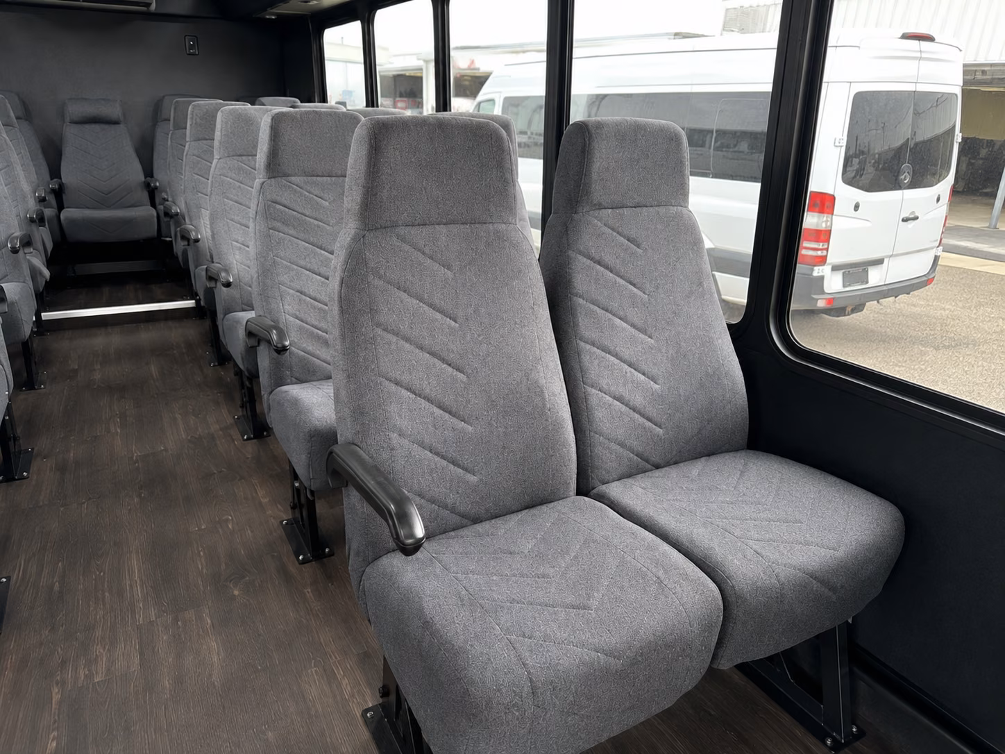 bus rentals to 49ers games at levi s stadium from petaluma