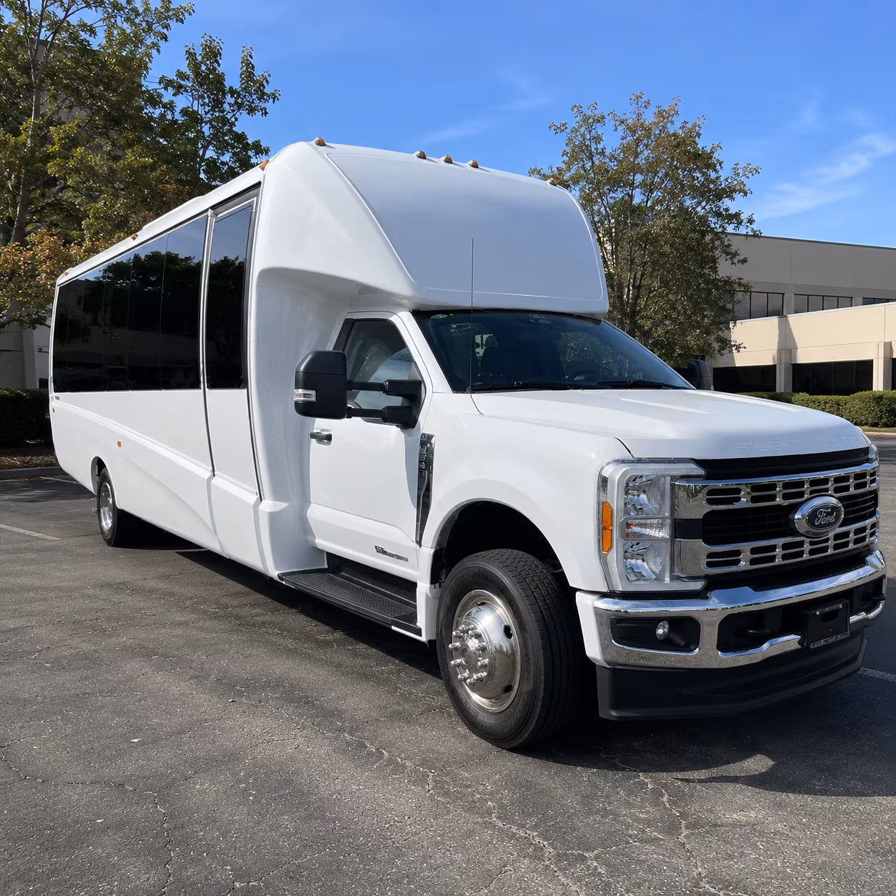 charter buses to san francisco for petaluma corporate events and conferences