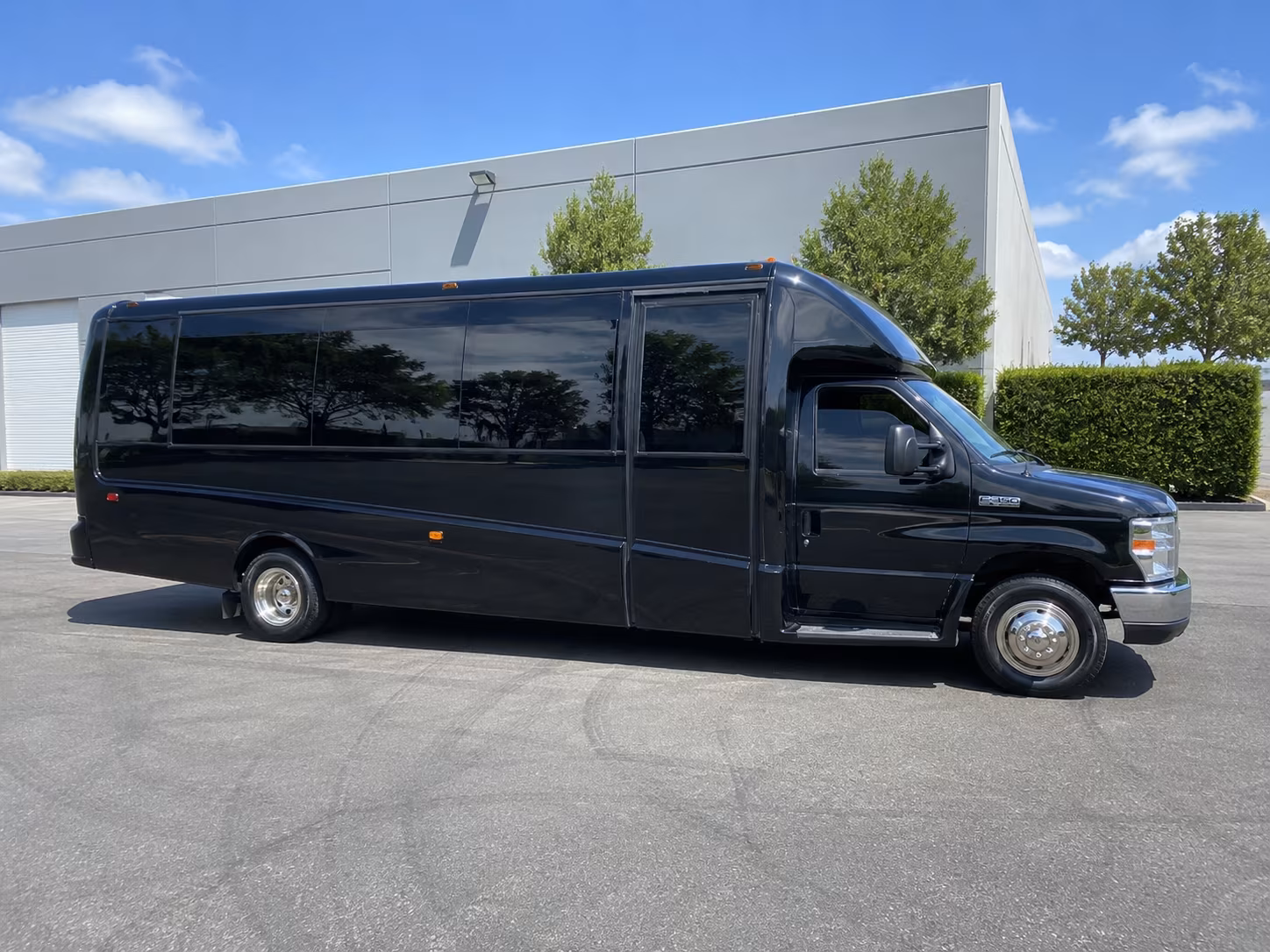 holiday party bus rental