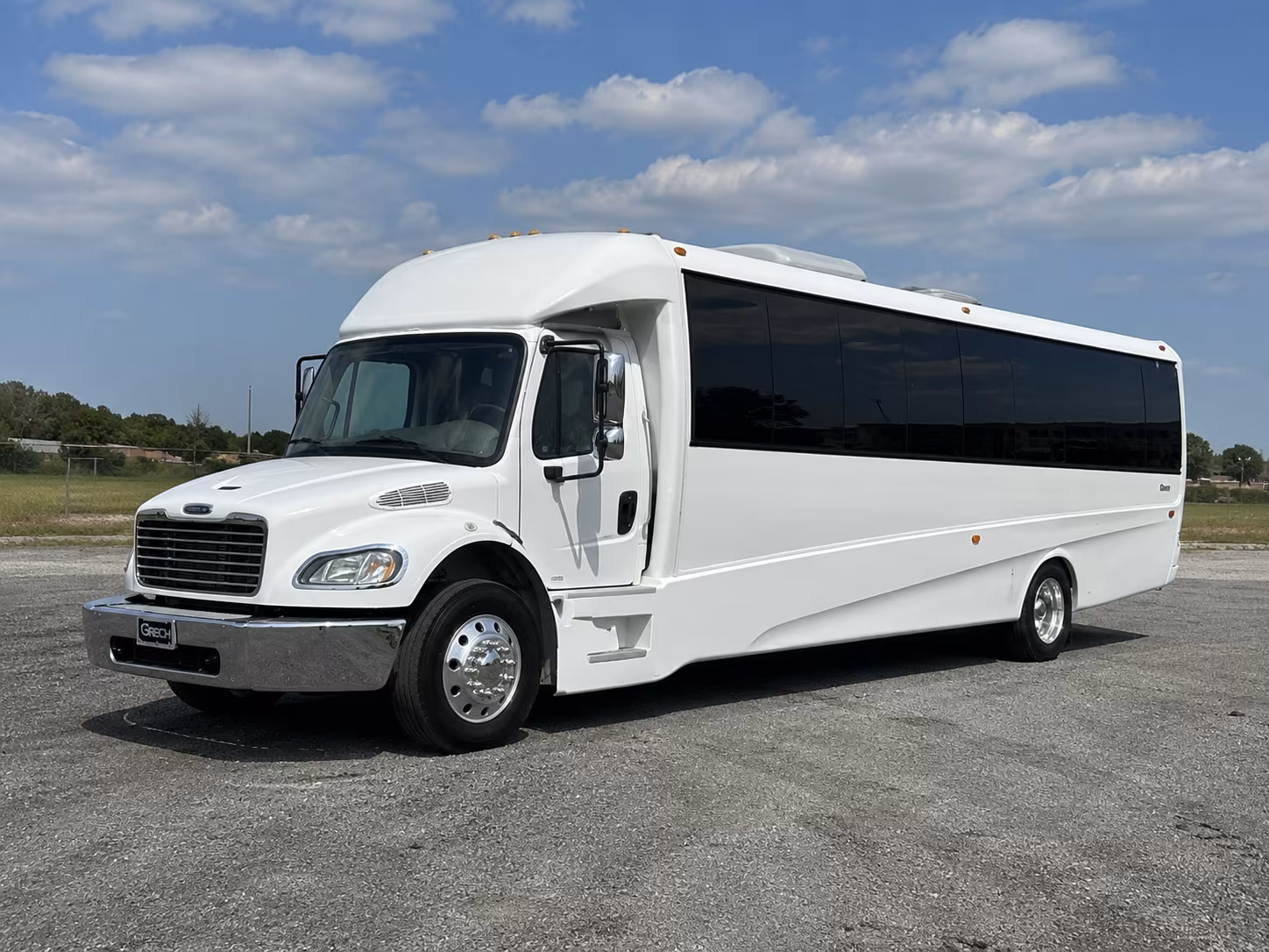 petaluma 50 passenger party bus