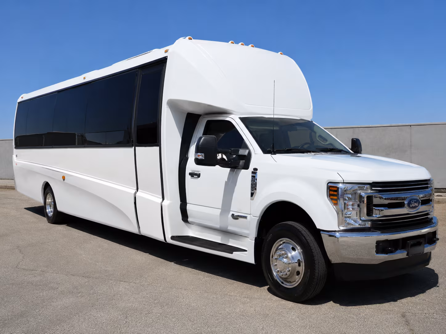 private event and birthday party buses around petaluma